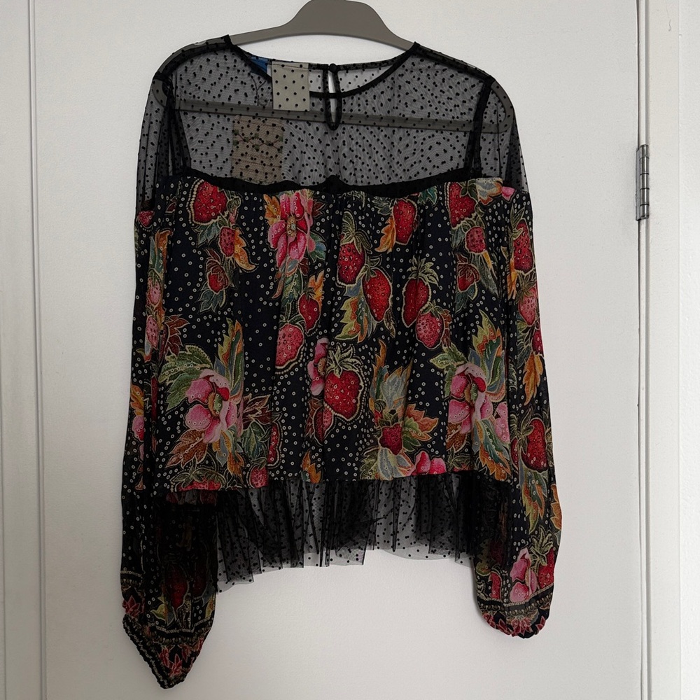 Farm Rio Blouse - Picture 2 of 7